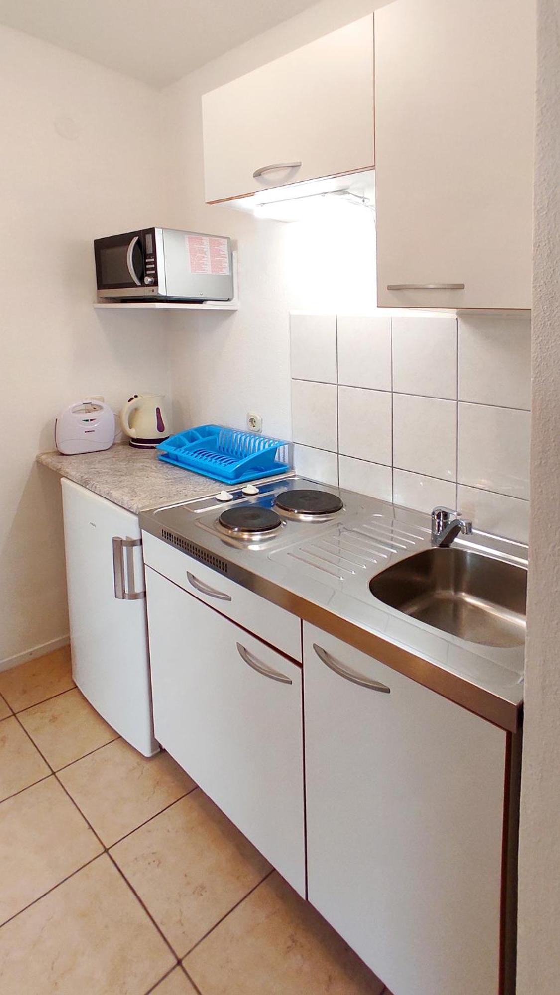 Apartments Martin Дрвеник Екстер'єр фото